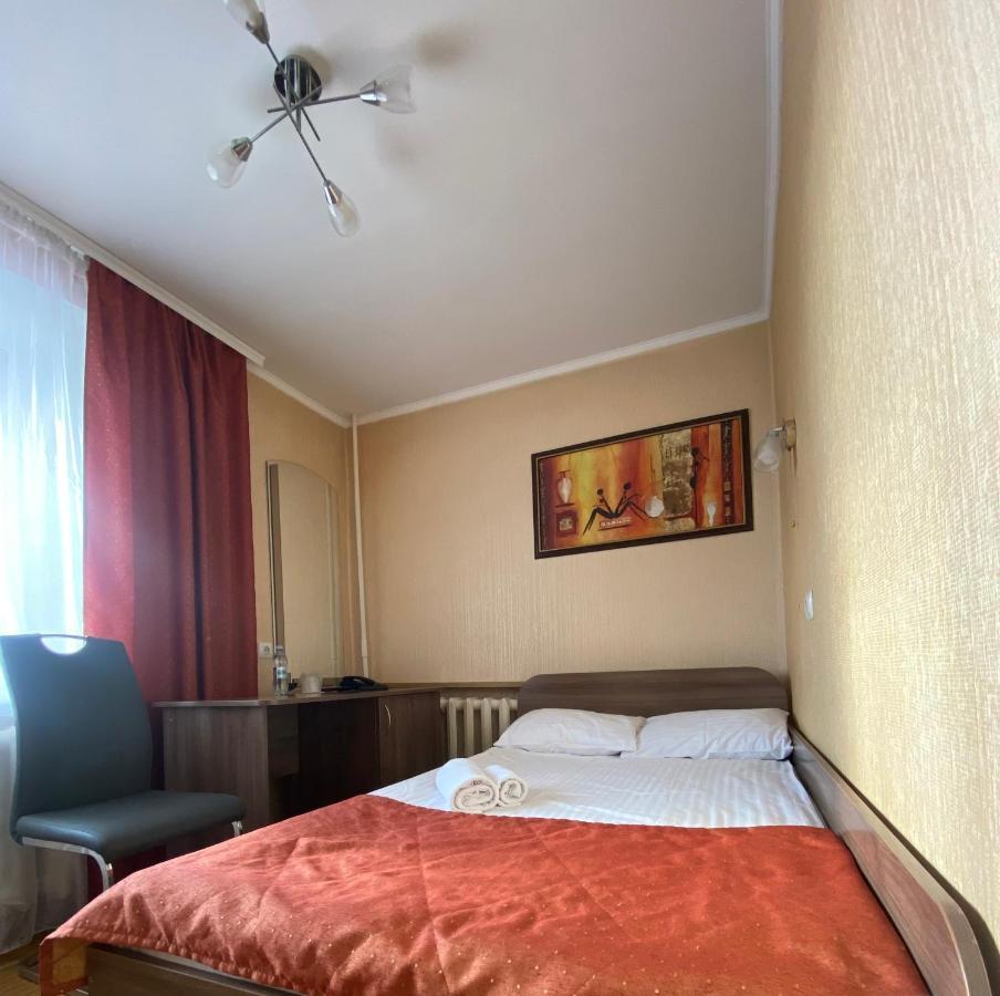 Hotel Tourist Rivne Exterior foto